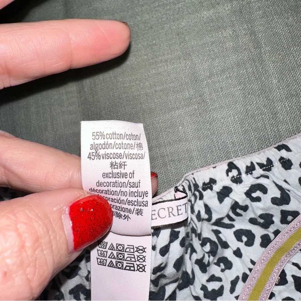 Victoria's‎ Secret Women's Leopard Pajama Bottom Sleep Shorts Small